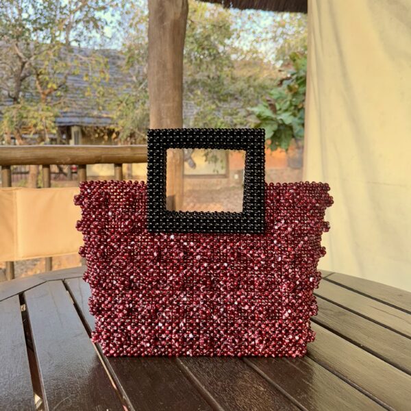 Zeyna [burgundy with black handle]